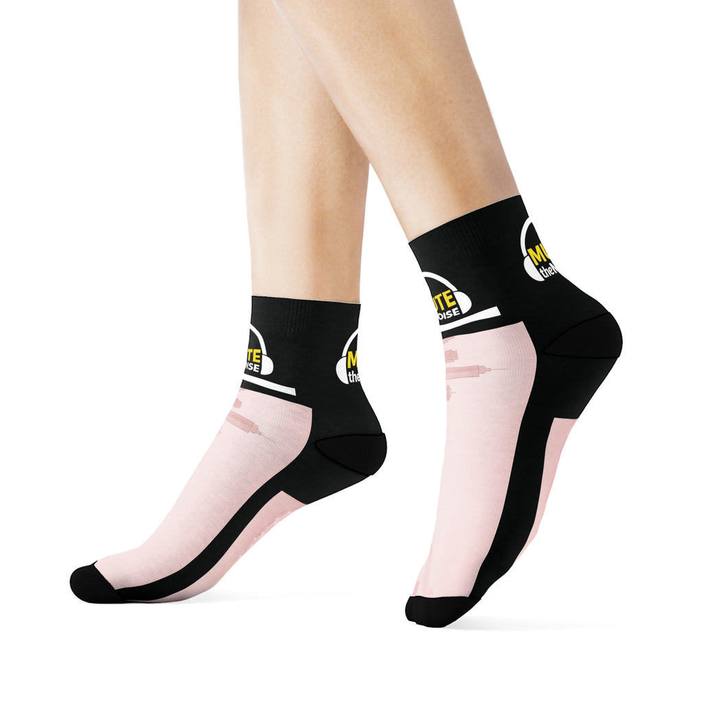 MUTE-the-NOISE: Crew Socks